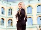 Jackie - Hey Du da, nicht nur gucken, sondern auch melden. Ich bin eine s&uuml;sse, einsame Maus die gerne knutscht und auch andere Sachen gerne macht... Du weisst schon was ich meine.  *zwinker*  Bin spontan, offen, ehrlich und will in meinem jungen Leben was richtig Wildes machen. Also los, trau Dich, ich warte... nur auf Dich. :-) - Einfach Spass!