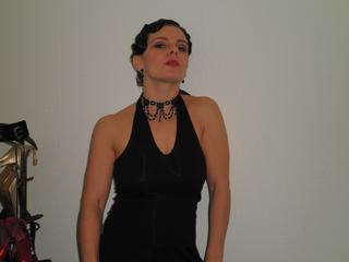 MistressGina - Lebe deine Neigungen aus, und geniesse die Lust!