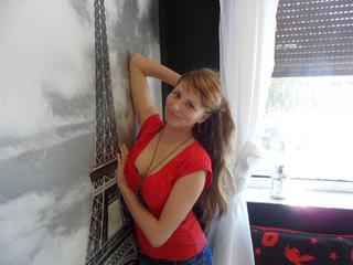 Give me tender and sweet kisses. 